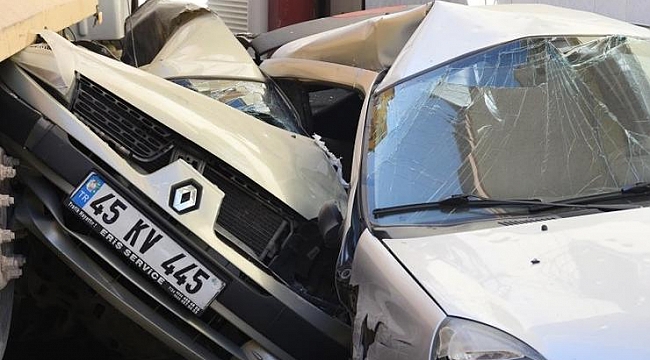 İzmir'de kamyon dehşeti: 9 araç...