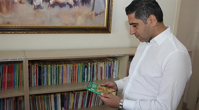 Okullara kitap desteği Menderes Belediyesi’nden