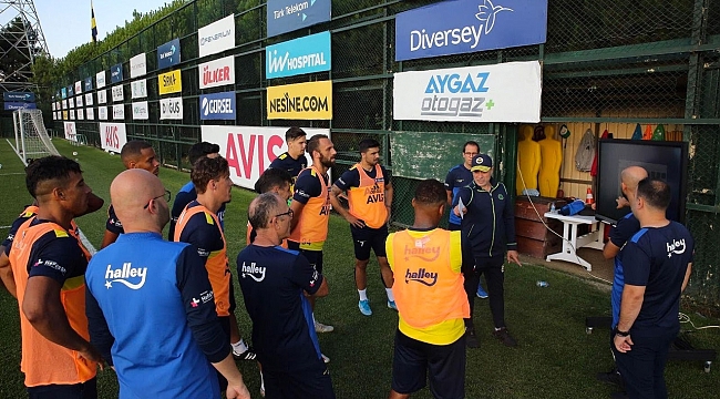 Fenerbahçe'de Sivas maçı öncesi çifte şok