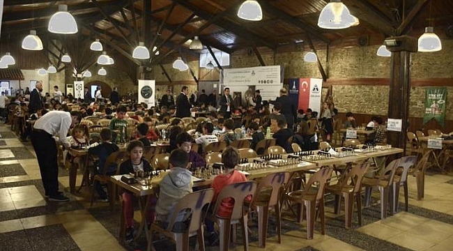 İzmir’de satranç heyecanı