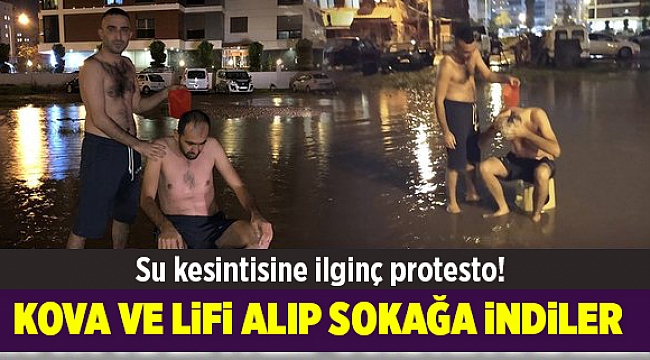 İzmir'de sokak ortasında yağmur suyuyla yıkandılar!