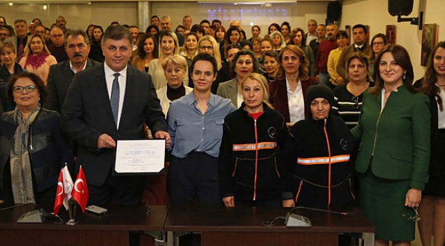 Tugay'dan 'Kadın Erkek Eşitliği Şartı'na imza