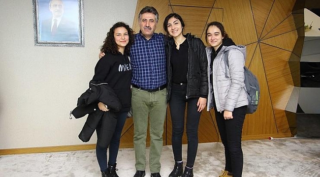 Bayraklılı öğrencilerden dayanışma projesi