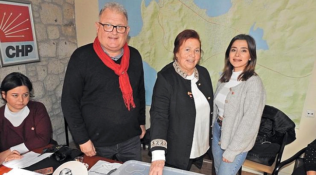 CHP Çeşme Kadın Kolları kongresini yaptı