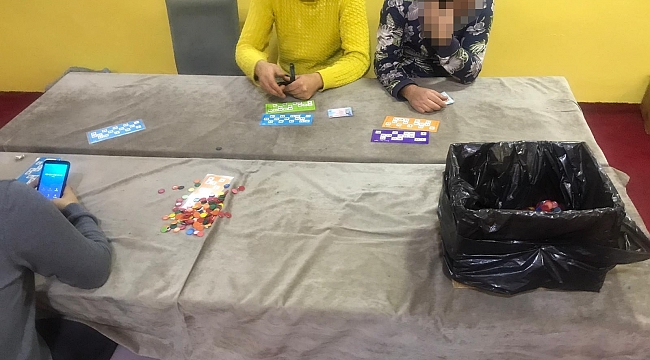 İzmir’de çay ocağına kumar baskını: 18 kişi yakalandı