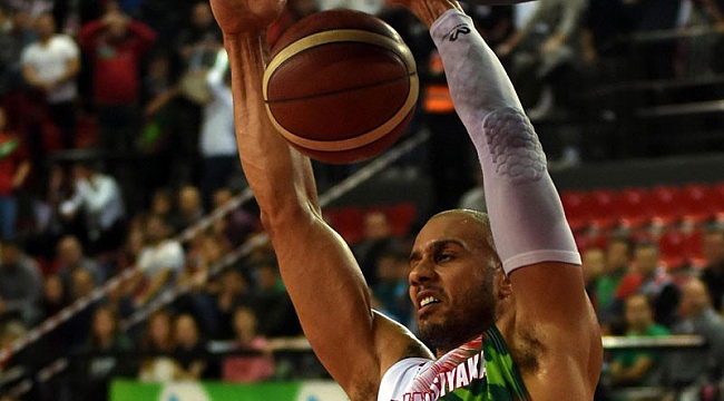 Kaf-Kaf şov yaparak çeyrek finalde: 112-76