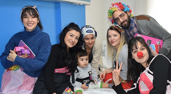 Yaşama tutundukları hastanede umut oluyorlar!