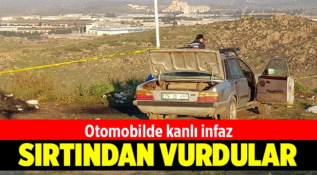 İzmir'de dehşet! Otomobilde kanlı infaz