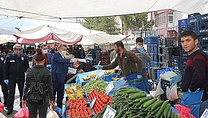 Menemen Belediyesi pazarcılardan ücret almayacak