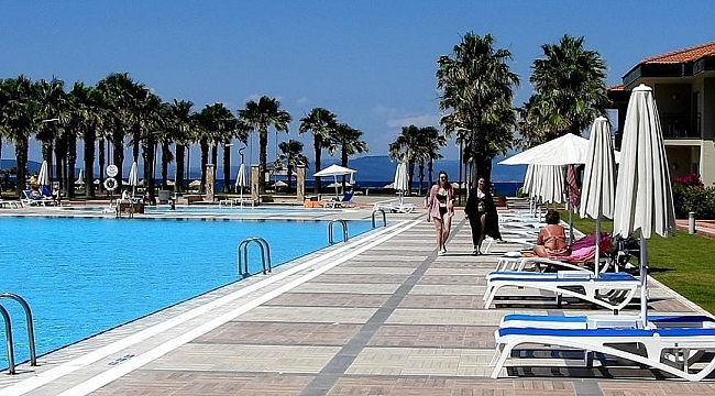 Çeşme'deki otellerde, sağlıklı ve güvenli tatil önlemleri tamam