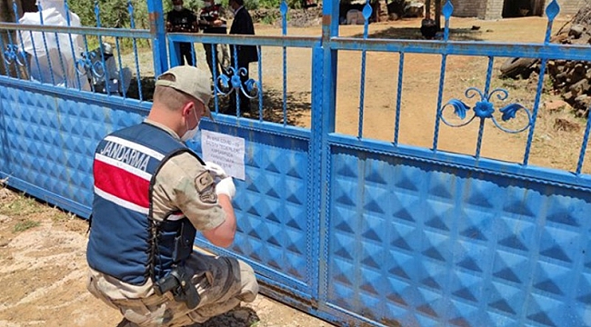 Geçmiş bayram kutlamasına gitti, 12 ev karantinaya alındı