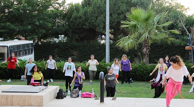 Ödemiş'te sosyal mesafeli zumba ve pilates kursları