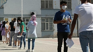 YKS'de 'bu nasıl sorumsuzluk' dedirten iddia! 'Koronavirüs hastası öğrenciler tedbirsiz sınava alındı'