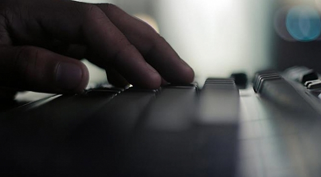 Bakan Albayrak'a sosyal medyadan hakarete gözaltı