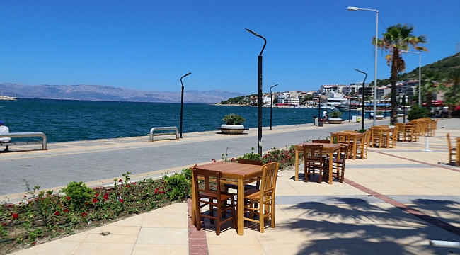 Başkan Oran: “Çeşme’de denize karşı çay içmek 2 TL!”