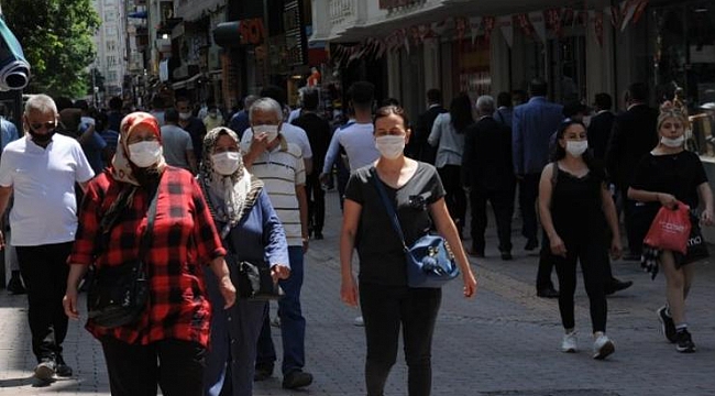 Bilim Kurulu üyeleri Kurban Bayramı için uyarıp kritik tarihi verdi: 'Yeni pike neden olabilir'