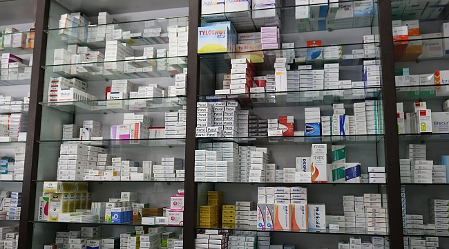 Korona belirtilerini ağrı kesici ile geçiştirenler virüsü bulaştırıyor