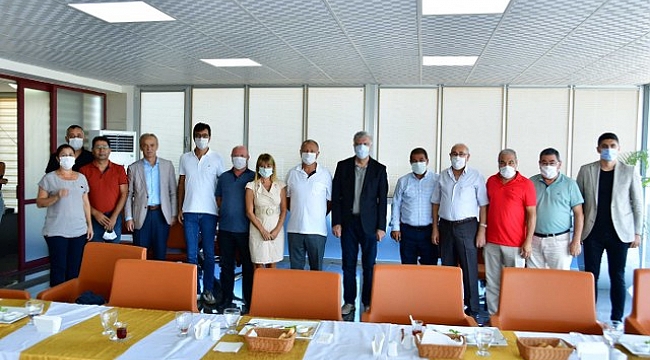 Narlıdere'de muhtarlarla dayanışma buluşması