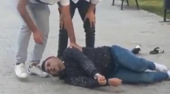 İzmir'de uyuşturucu etkisindeki genç kendisine zarar verdi