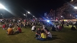İzmir Kordon'daki kalabalık görüntü korkuttu!