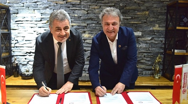 Bornova Belediyesi'nden gençlere ve eczanelere destek