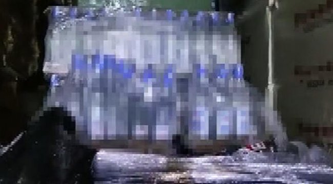 Jandarmadan 2,5 tonluk sahte içki baskını