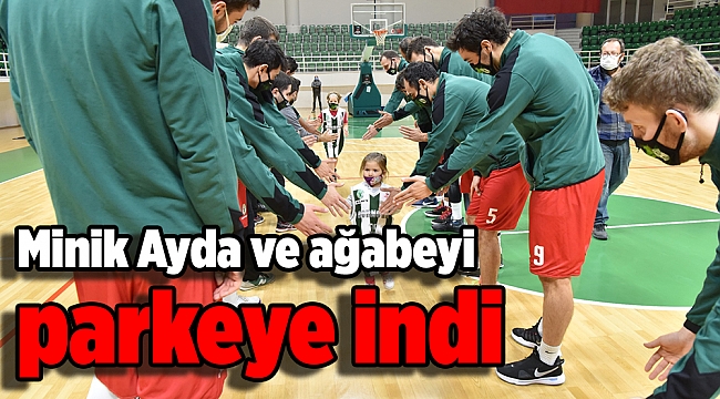 Bornova Belediyespor minik Ayda ve ağabeyini ağırladı! 'Onlar için Süper Lig'e çıkalım'
