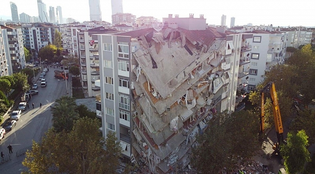 İzmir'de deprem soruşturması: 9 kişiye gözaltı!