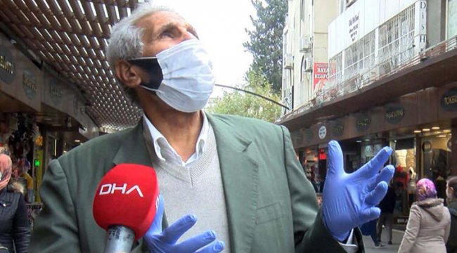 Koronavirüsün bitmesi için gözyaşı dökerek dua etti