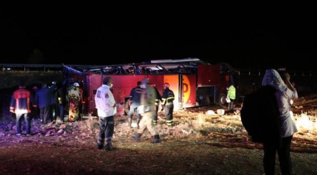 Samsun&#039;a yolcu taşıyan Irak plakalı yolcu otobüsü devrildi: Çok sayıda yaralı var...