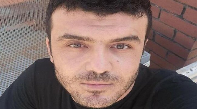 Tanıdığına yardım için duran sürücüye başka bir otomobil çarptı