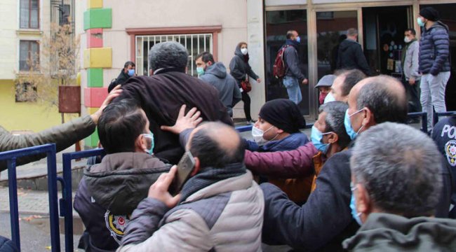 Diyarbakır'da HDP il binası önünde gerginlik