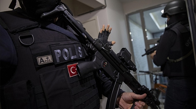 İzmir'de DEAŞ operasyonunda 11 şüpheli yakalandı