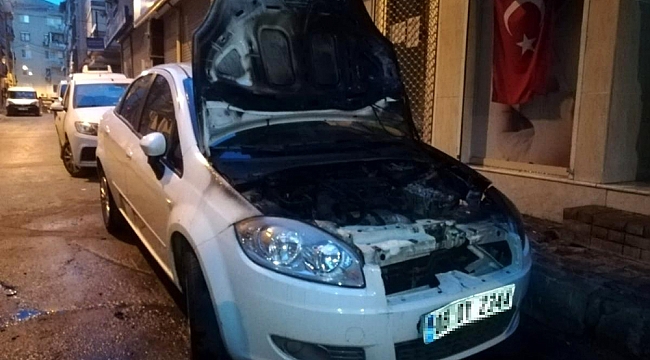 Kundaklanan otomobil, kullanılamaz hale geldi!