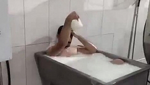 'Süt banyosu' görüntülerine 15'er yıl hapis istemi