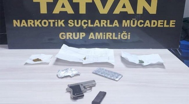 Tatvan’da uyuşturucu ve silah ele geçirildi