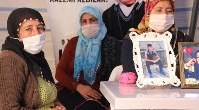 Diyarbakır annelerinden çocuklarına Teslim ol çağrısı