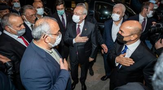 Kılıçdaroğlu ve Soyer şehit ailesini ziyaret etti 
