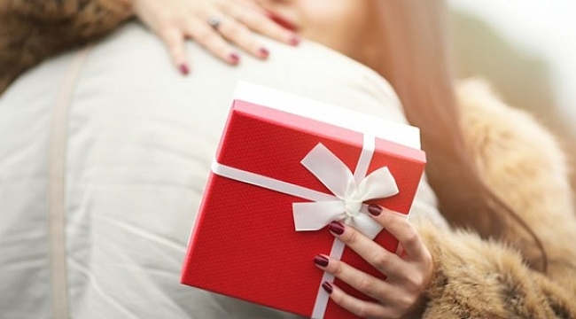 Sevgililer günü için 15 milyar lira harcandı!