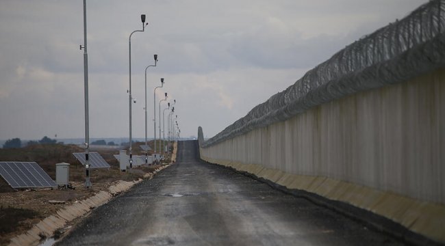 Suriye'den yasa dışı yollarla Türkiye'ye girmeye çalışan terör örgütü DEAŞ mensubu yakalandı