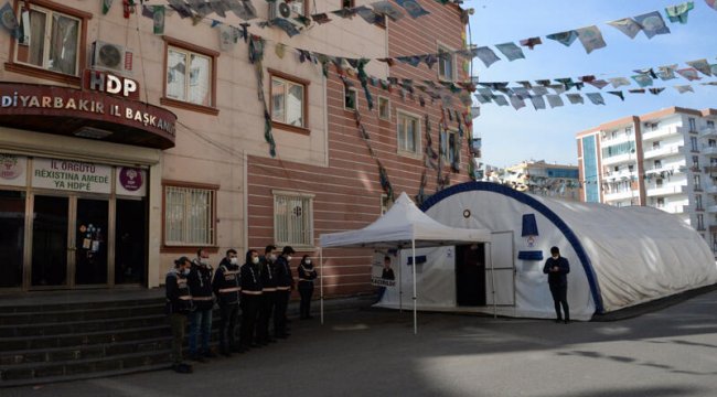 Twitter'ın 'Diyarbakır Anneleri' hesabını kapatmasına ailelerden tepki