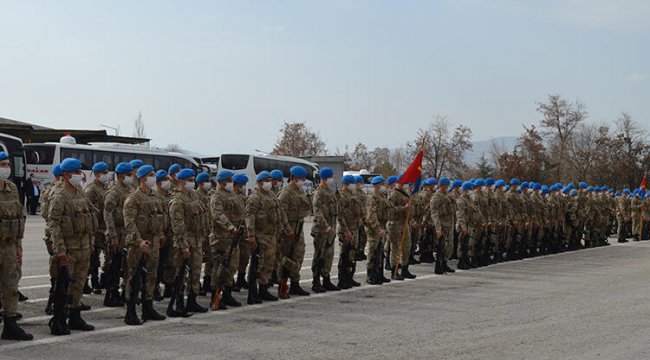 Afrin'den dönen komandolar aileleriyle buluştu