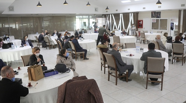 Bayraklı Belediyesi'nde 'Kalite Yönetimi' toplantısı