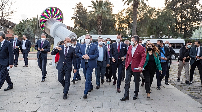 Büyükşehir Belediyesi'nden deprem brifingi