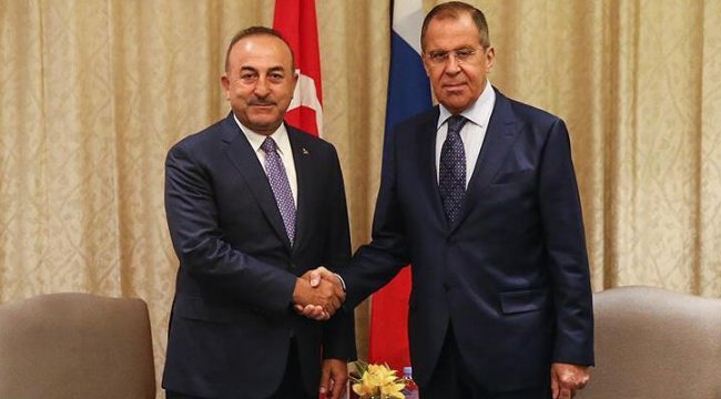 Dışişleri Bakanı Çavuşoğlu, Katar'da Rus mevkidaşı Lavrov ile görüştü
