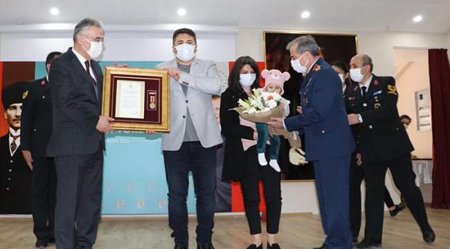 Eskişehir'de 6 gaziye 'Devlet Övünç Madalyası' verildi