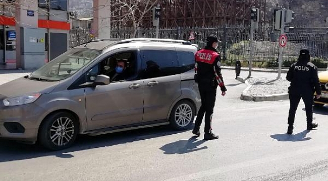 İzmir'de vakalar arttı, denetimler sıklaştı