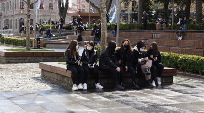 'Kırmızı' kentin tek 'mavi' ilçesi! Sadece 12 vaka var