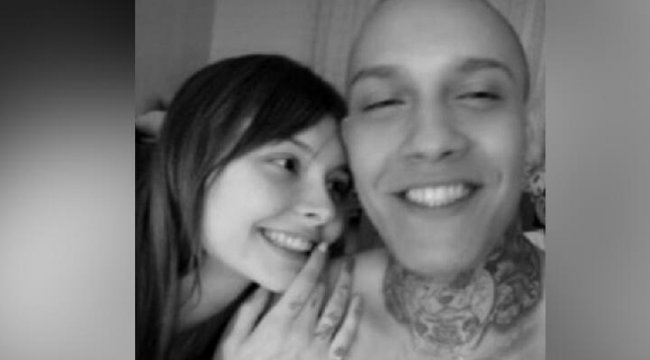 Uçuruma yuvarlanan motosikletteki çifti ölüm ayırdı