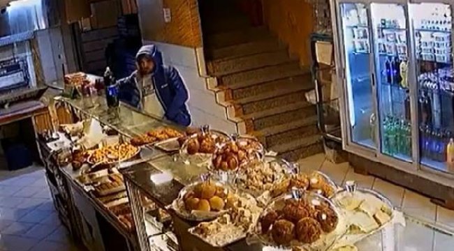 Yardım kumbarasını çaldılar